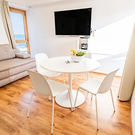 Umag Center Seafront Seaview Old Town Apartment 1 Exterior photo